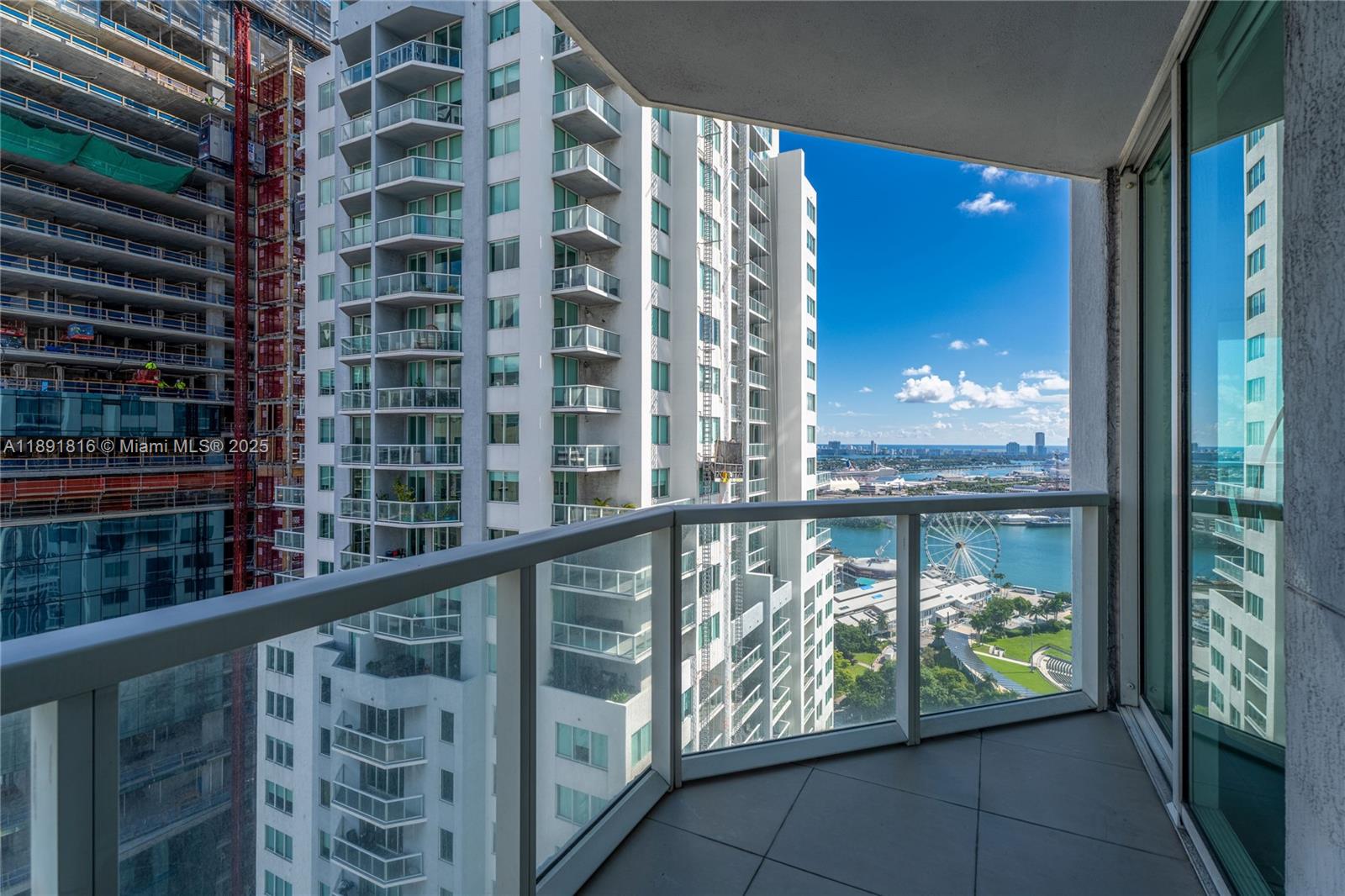 253 NE 2nd St #3203, Miami FL 33132