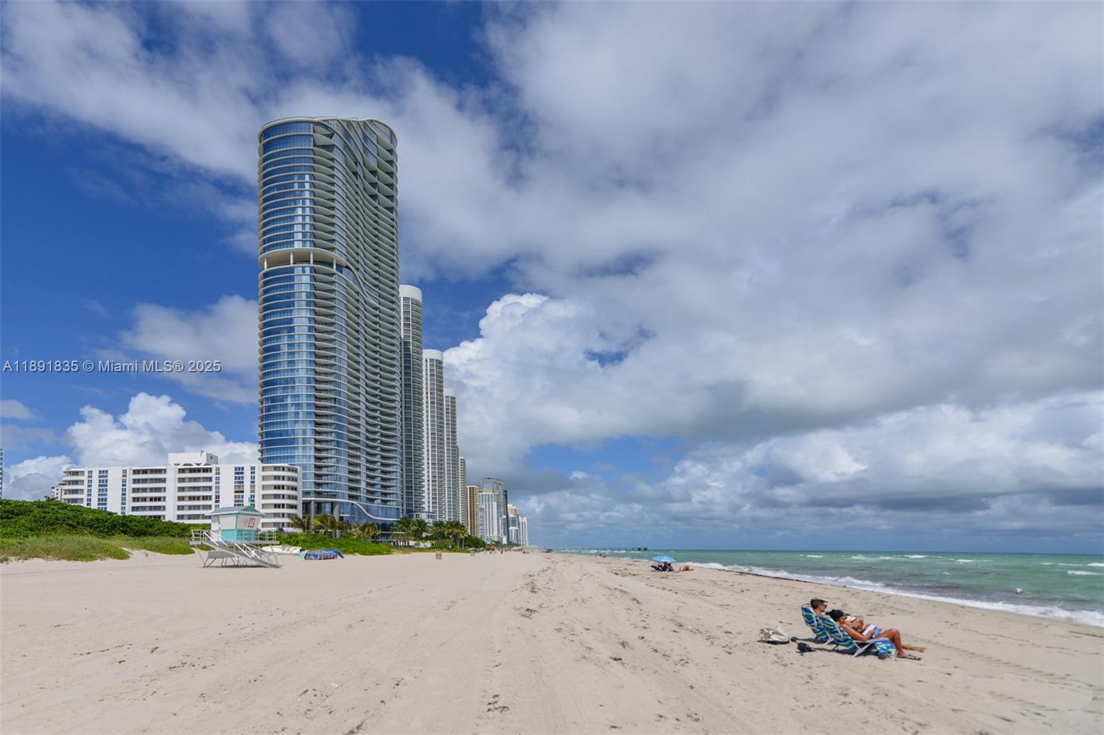 15701 Collins Ave #4203, Sunny Isles Beach FL 33160