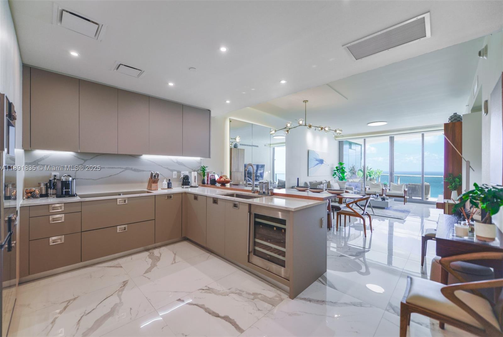 15701 Collins Ave #4203, Sunny Isles Beach FL 33160