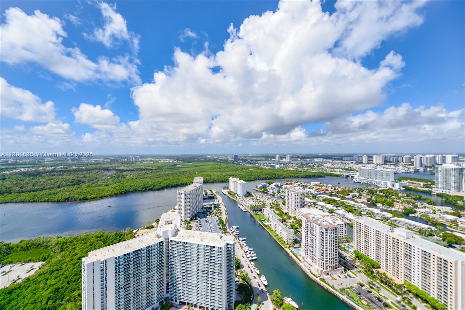 15701 Collins Ave #4203, Sunny Isles Beach FL 33160