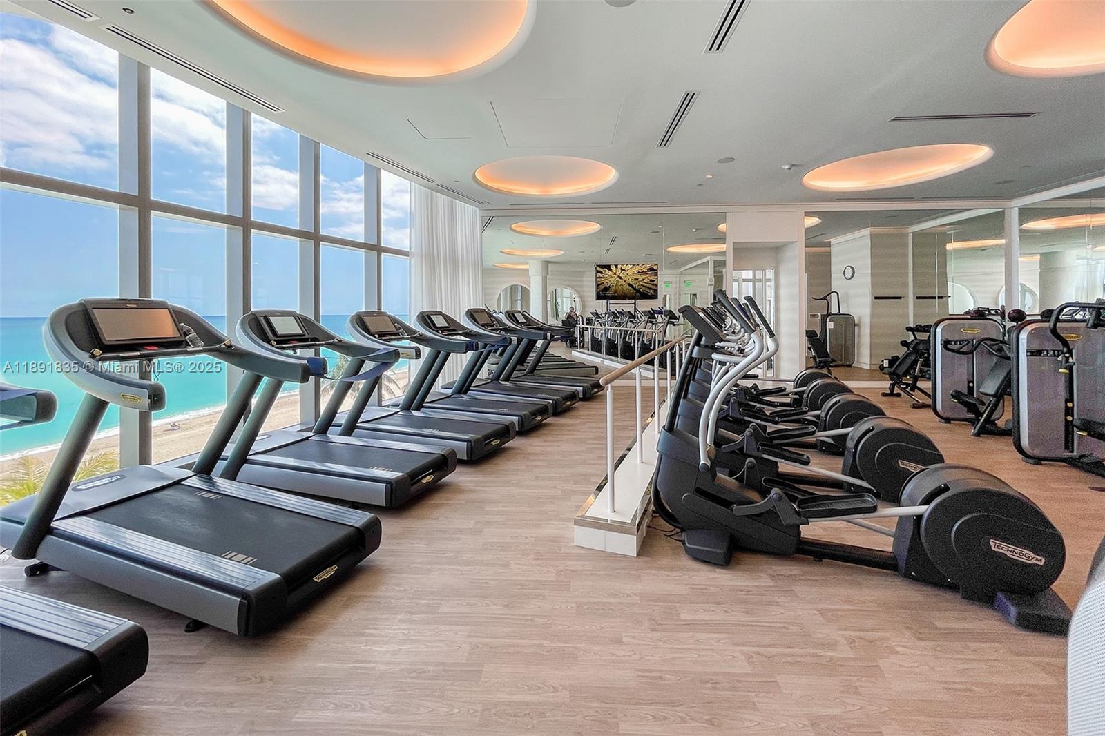 15701 Collins Ave #4203, Sunny Isles Beach FL 33160