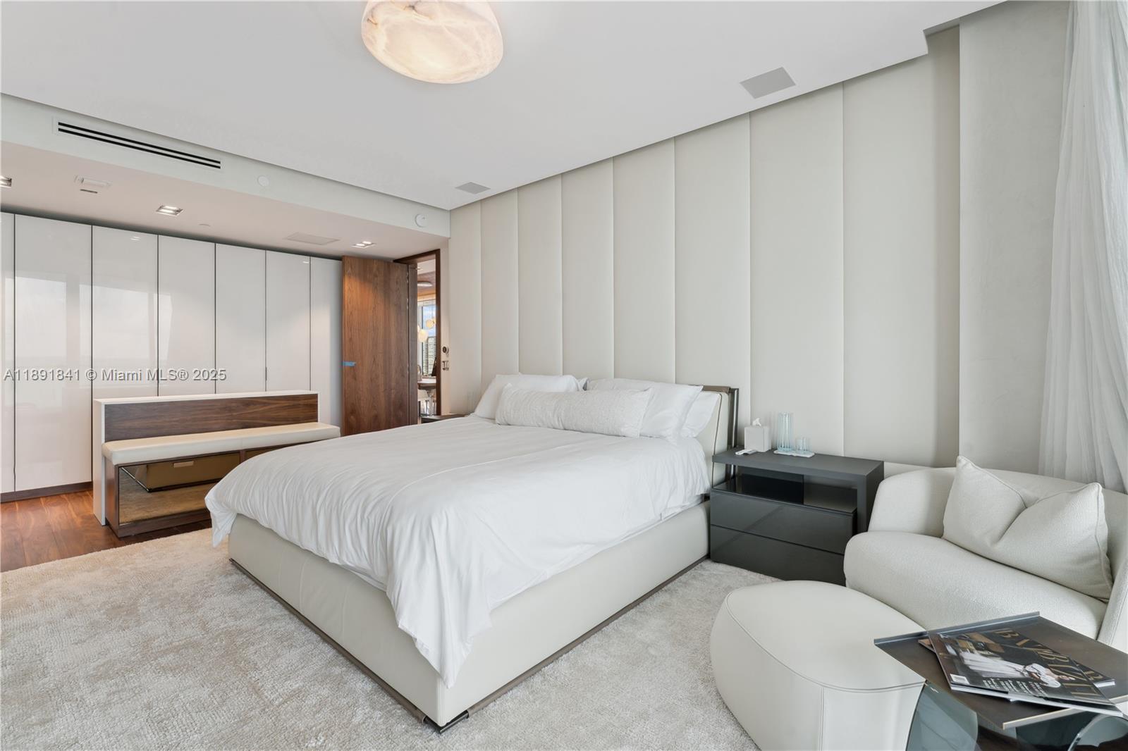 16901 Collins Ave #805, Sunny Isles Beach FL 33160