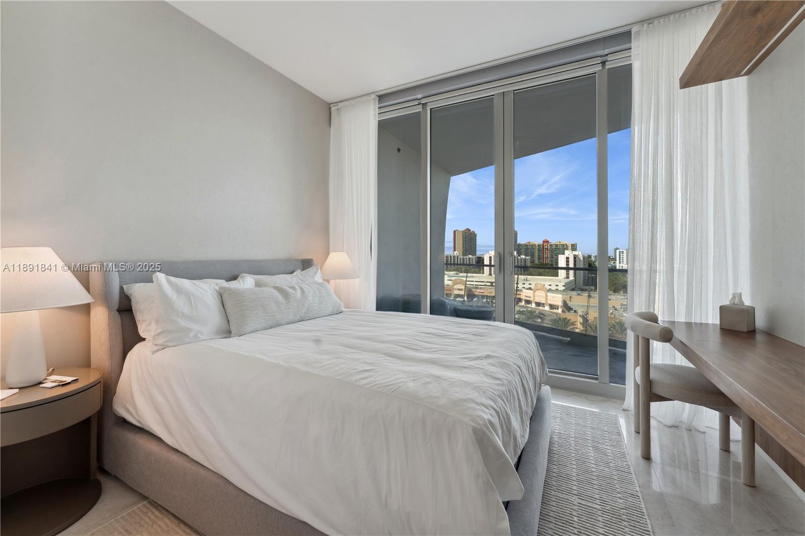 16901 Collins Ave #805, Sunny Isles Beach FL 33160