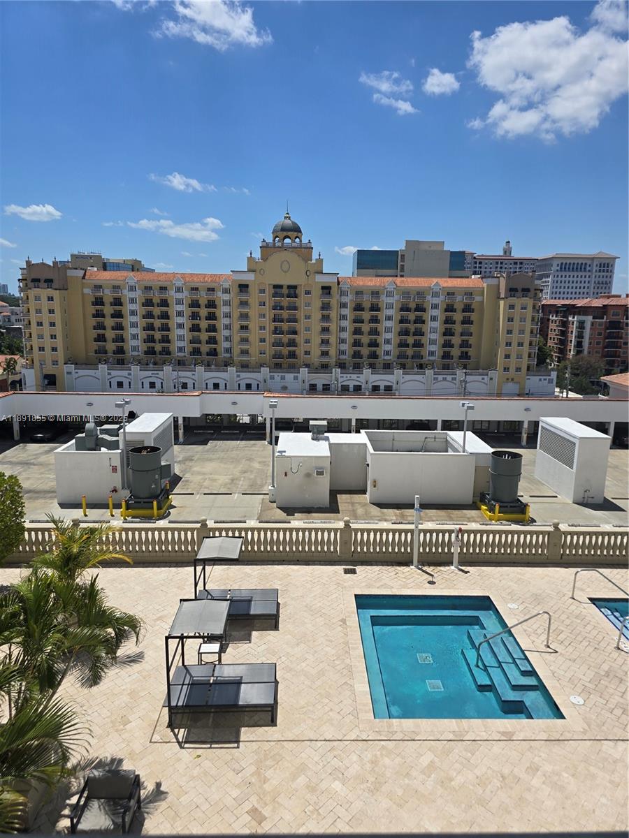 10 Aragon Ave #819, Coral Gables FL 33134