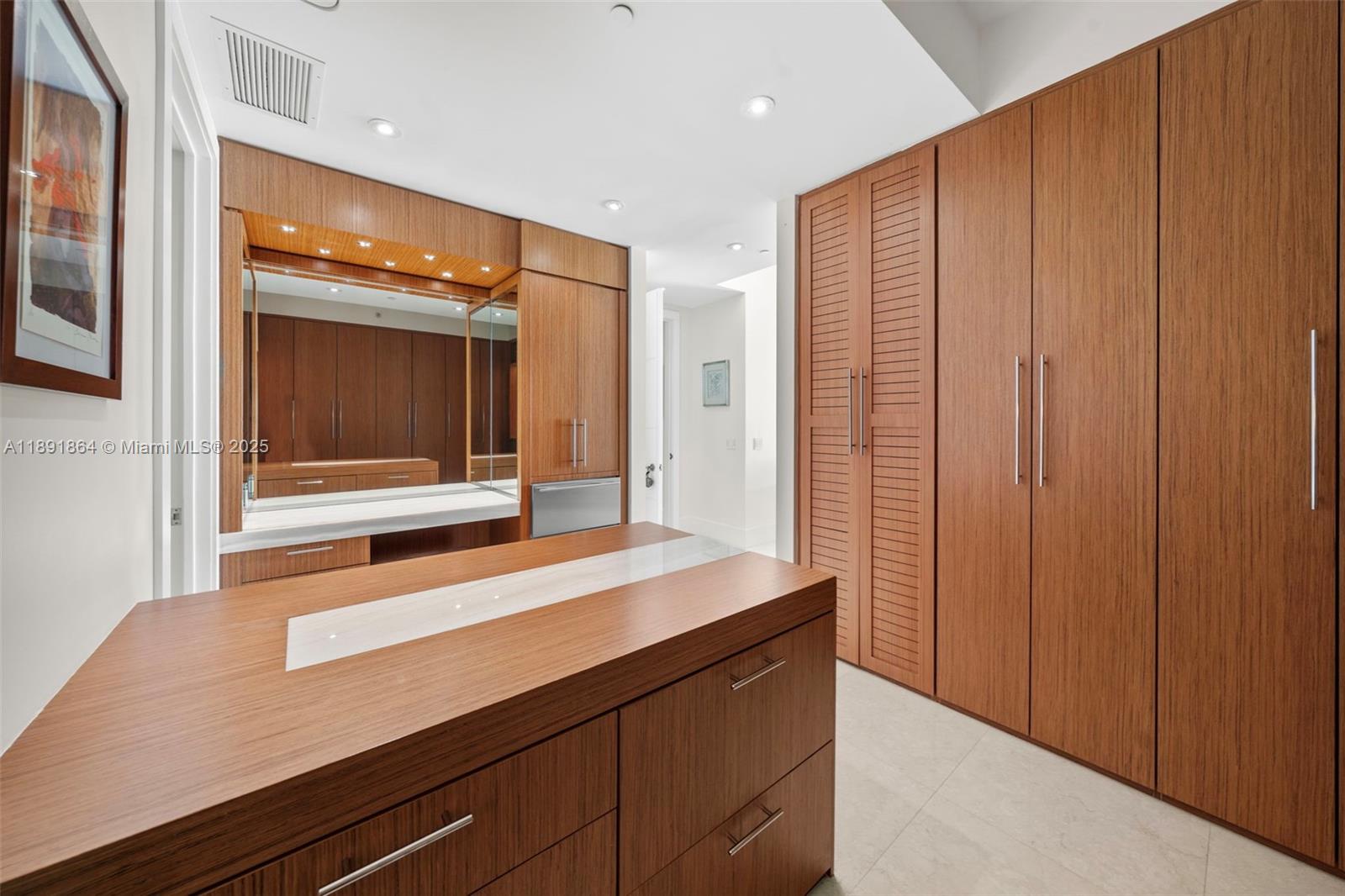 9705 Collins Ave #1402N, Bal Harbour FL 33154