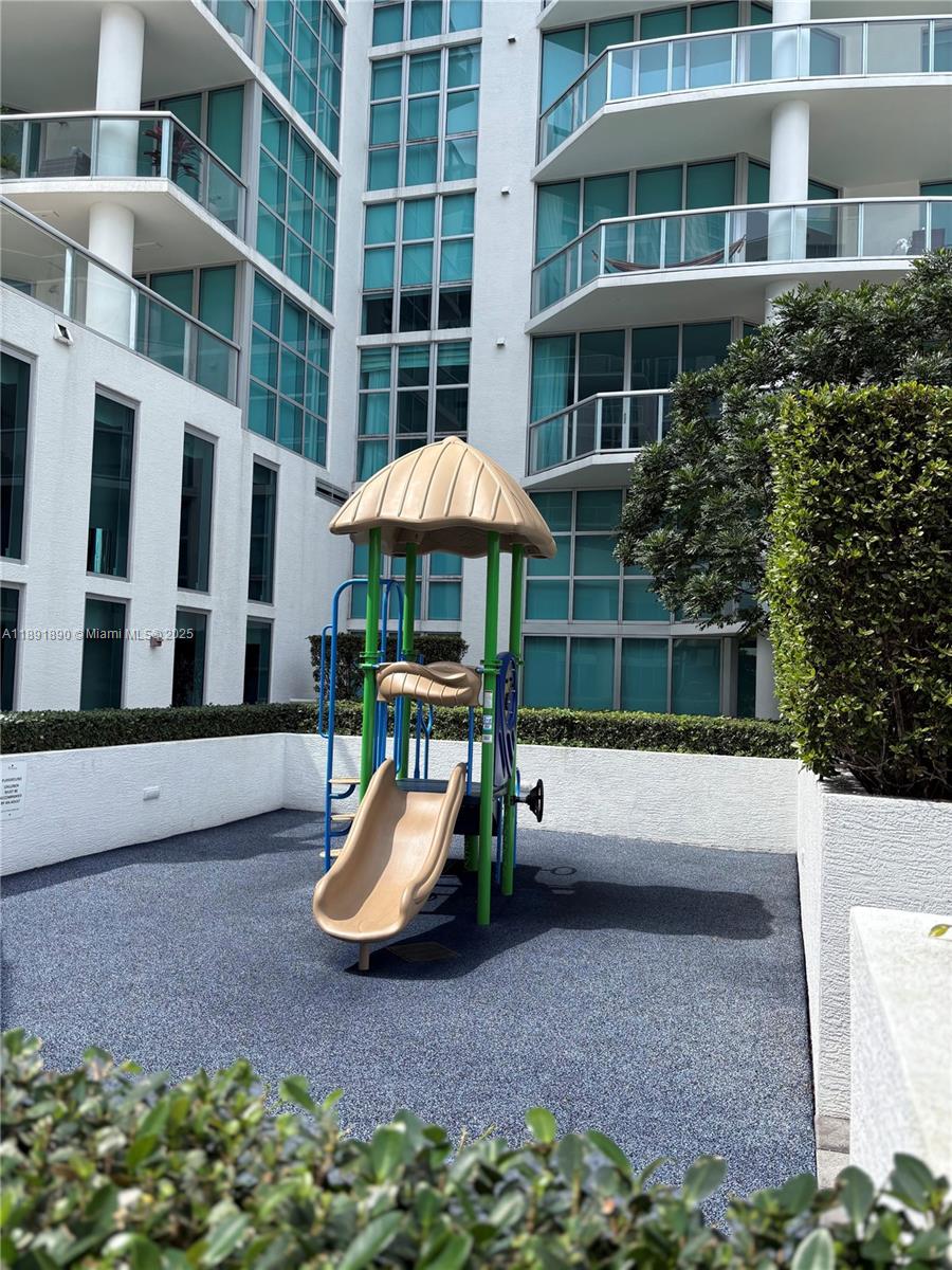 3131 NE 188th St #1-809, Aventura FL 33180