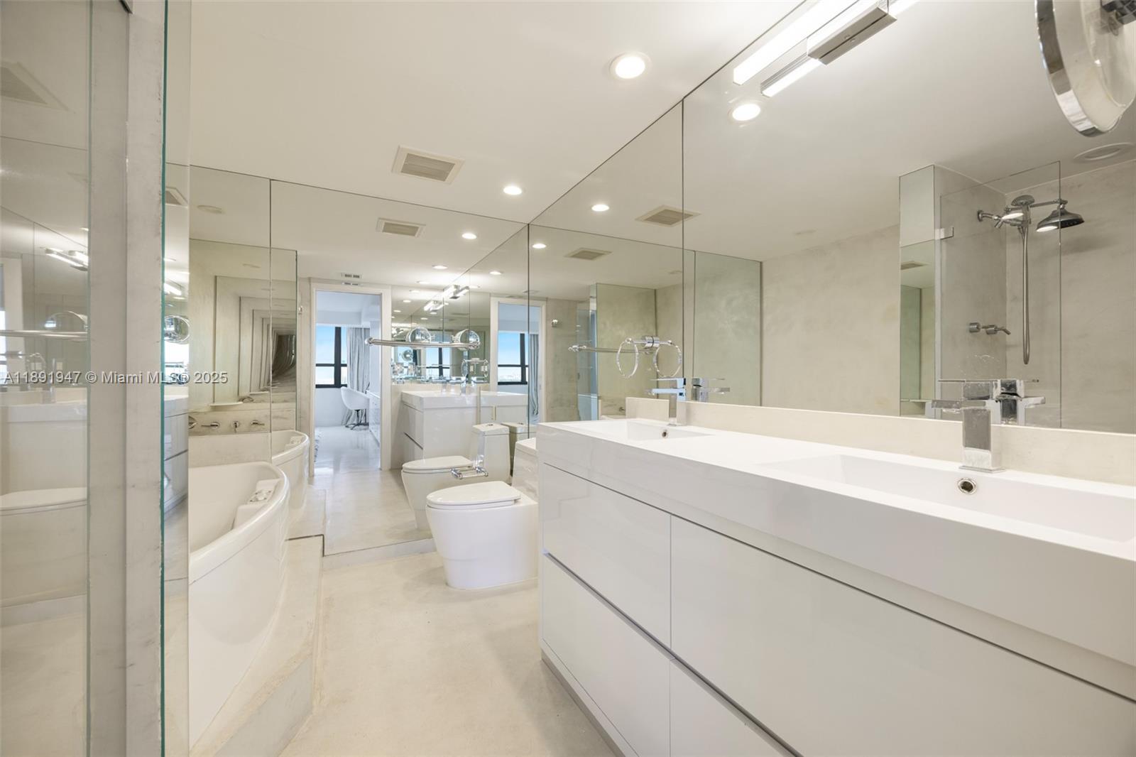 1 Grove Isle Dr #A1508, Coconut Grove FL 33133