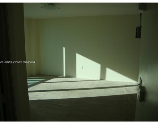 31 SE 5 ST #1210, Miami FL 33131