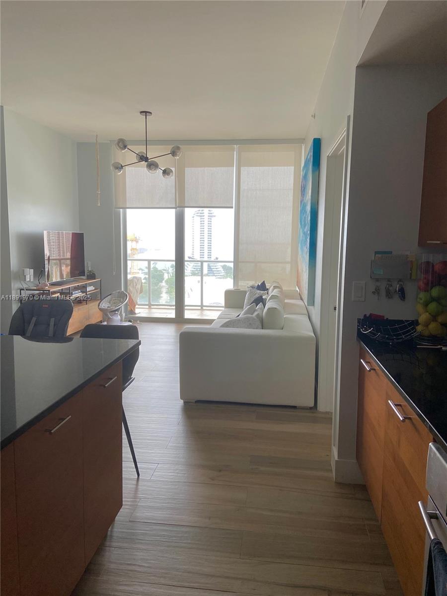 3470 E Coast Ave #H1513, Miami FL 33137