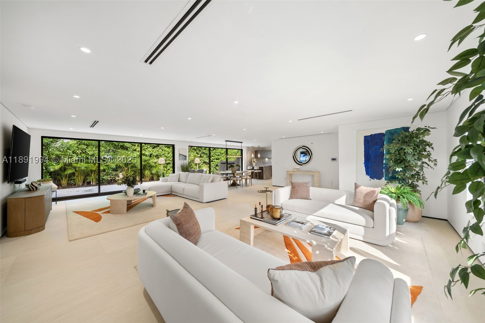 222 E Rivo Alto Dr, Miami Beach FL 33139