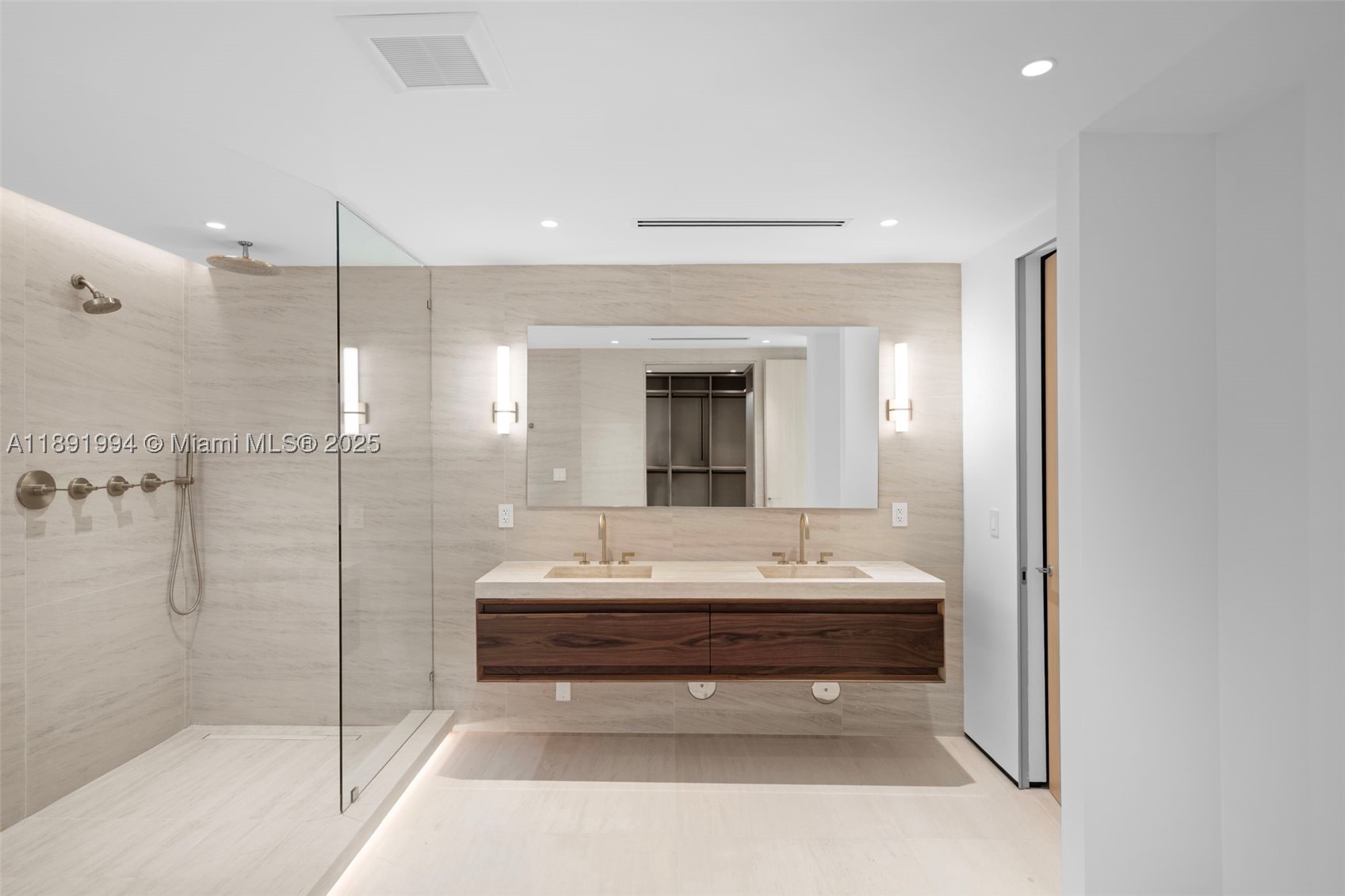 222 E Rivo Alto Dr, Miami Beach FL 33139