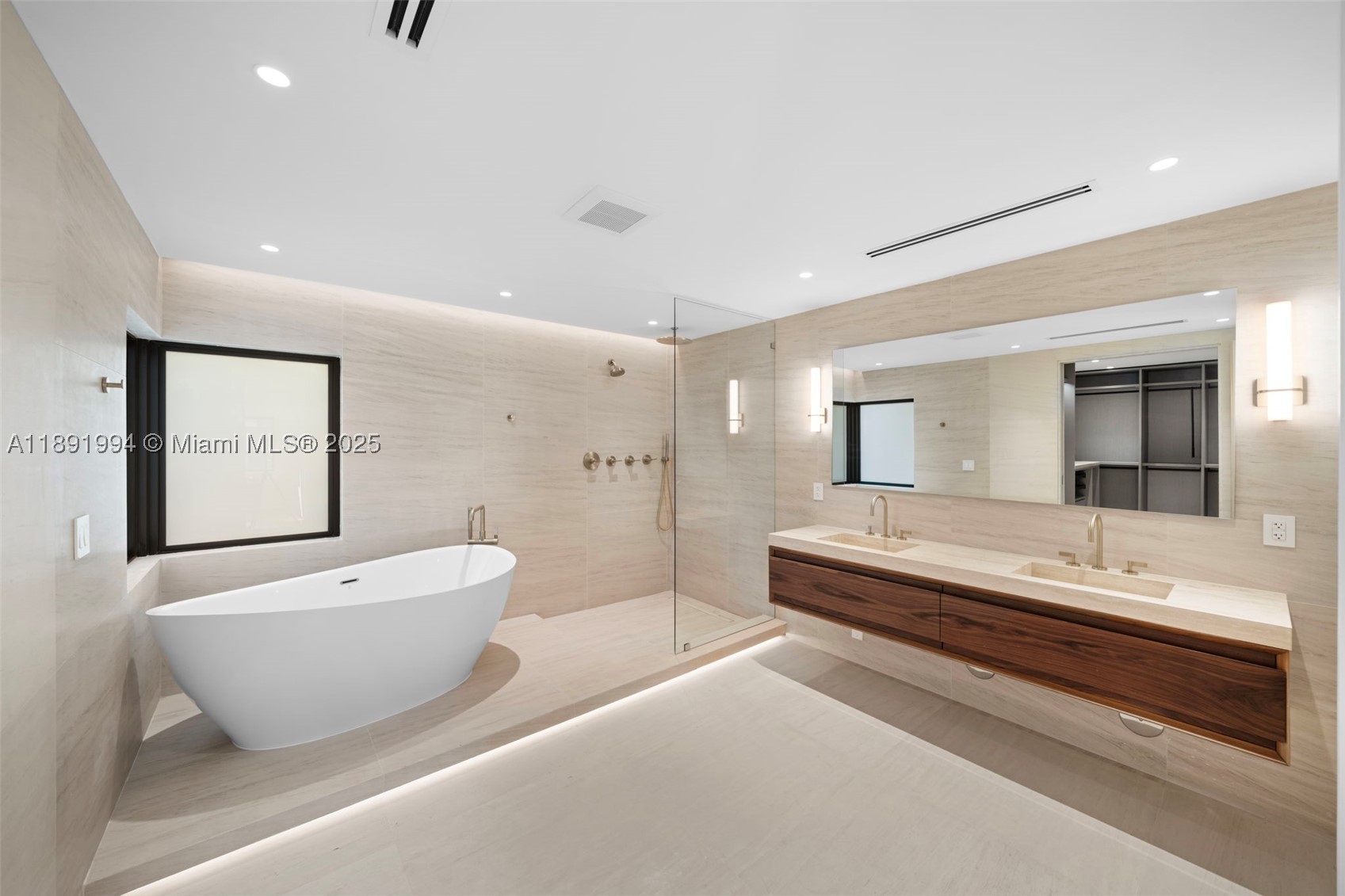 222 E Rivo Alto Dr, Miami Beach FL 33139