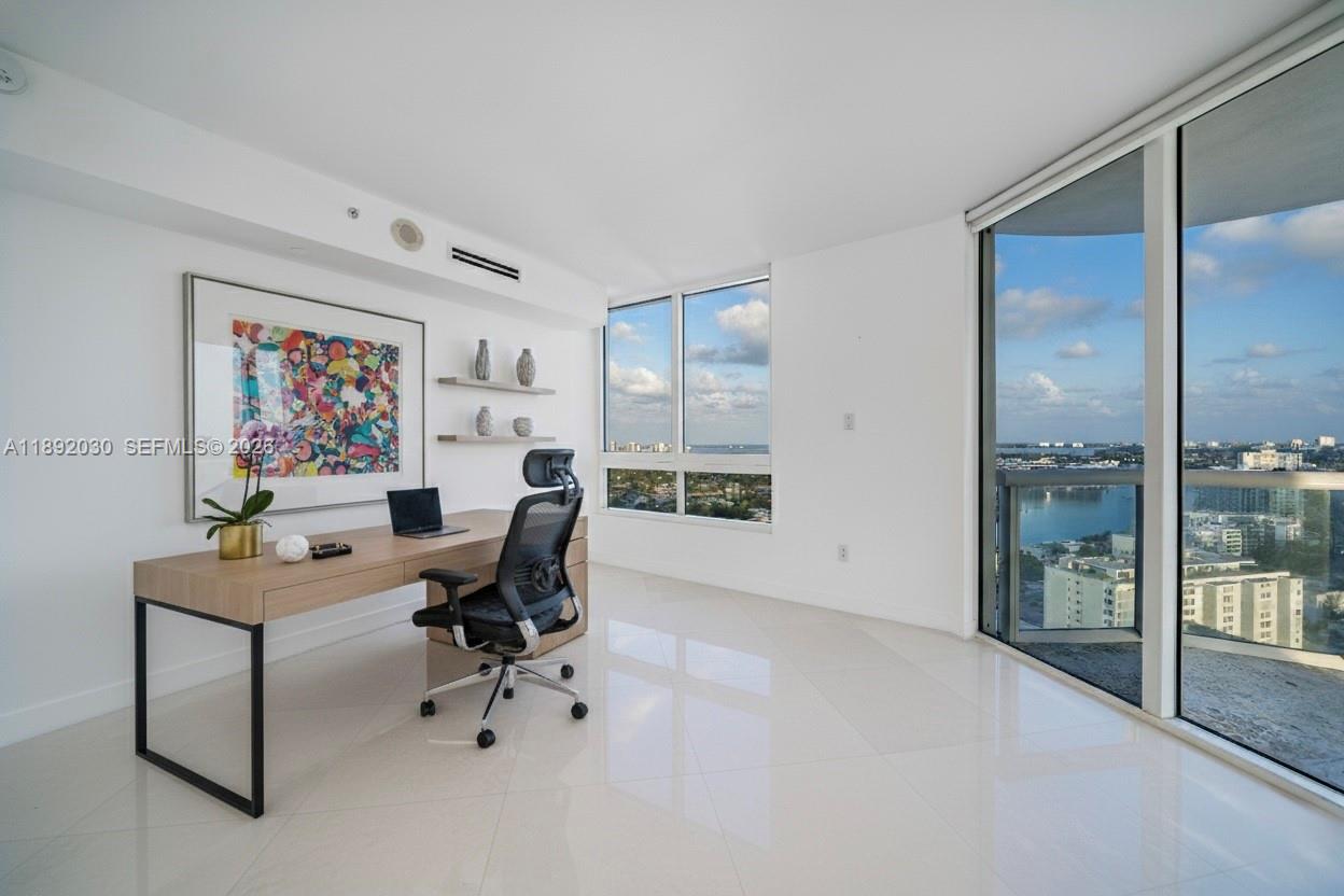 6365 Collins Ave #2901, Miami Beach FL 33141