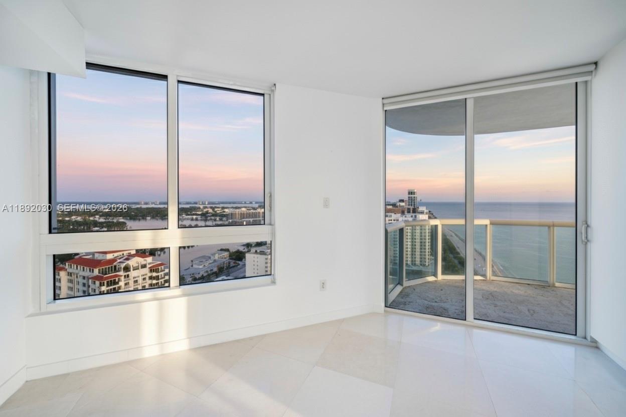 6365 Collins Ave #2901, Miami Beach FL 33141
