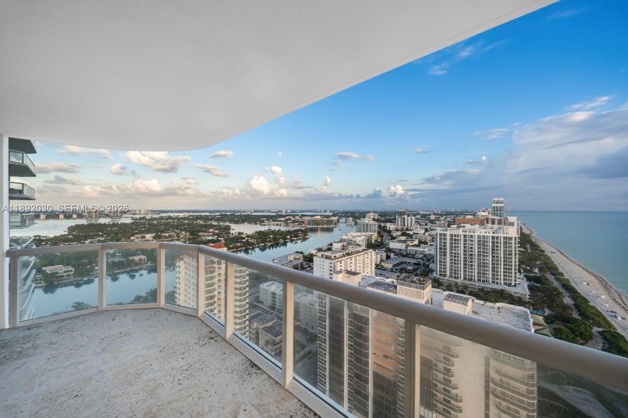 6365 Collins Ave #2901, Miami Beach FL 33141