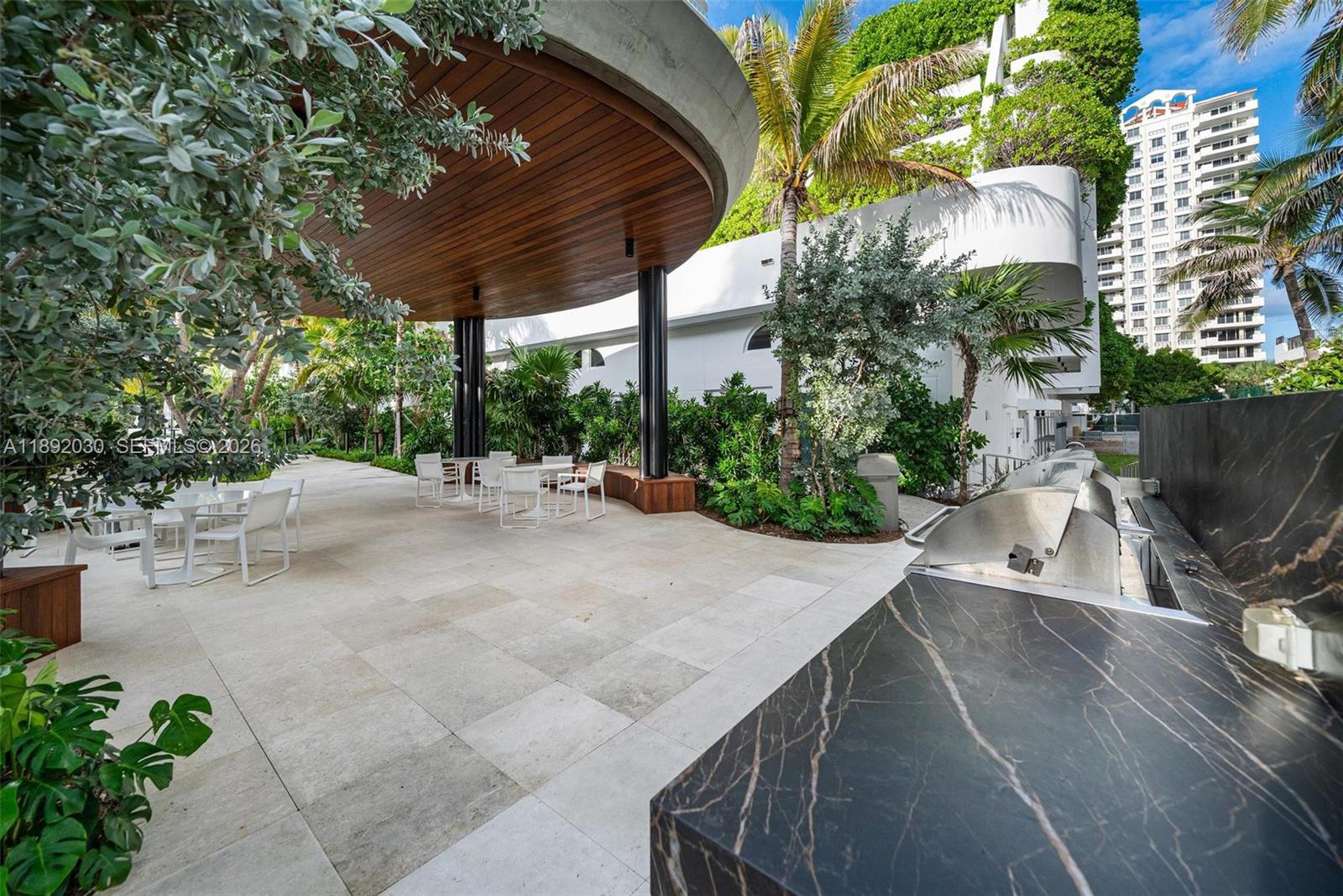6365 Collins Ave #2901, Miami Beach FL 33141