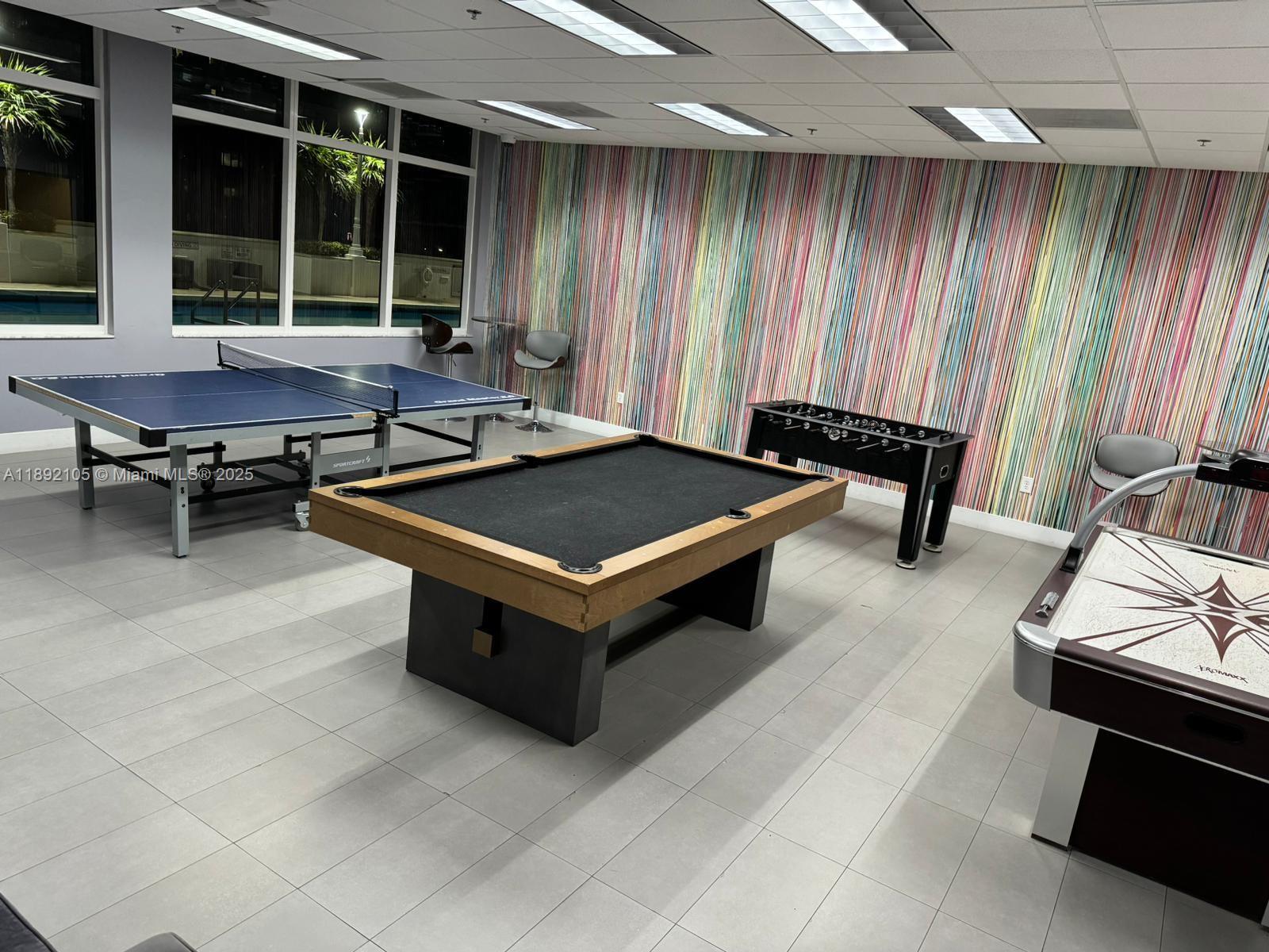 1200 Brickell Bay Dr #1919, Miami FL 33131