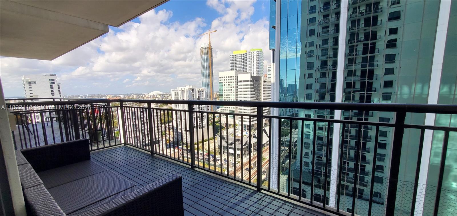 999 SW 1st Ave #2115, Miami FL 33130