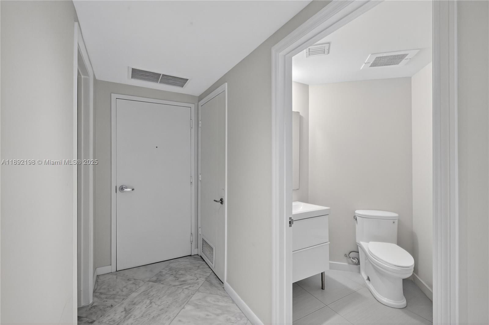 1010 SW 2nd Ave #603, Miami FL 33130
