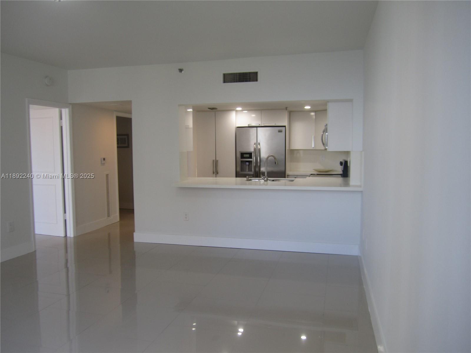 540 Brickell Key Dr #1602, Miami FL 33131