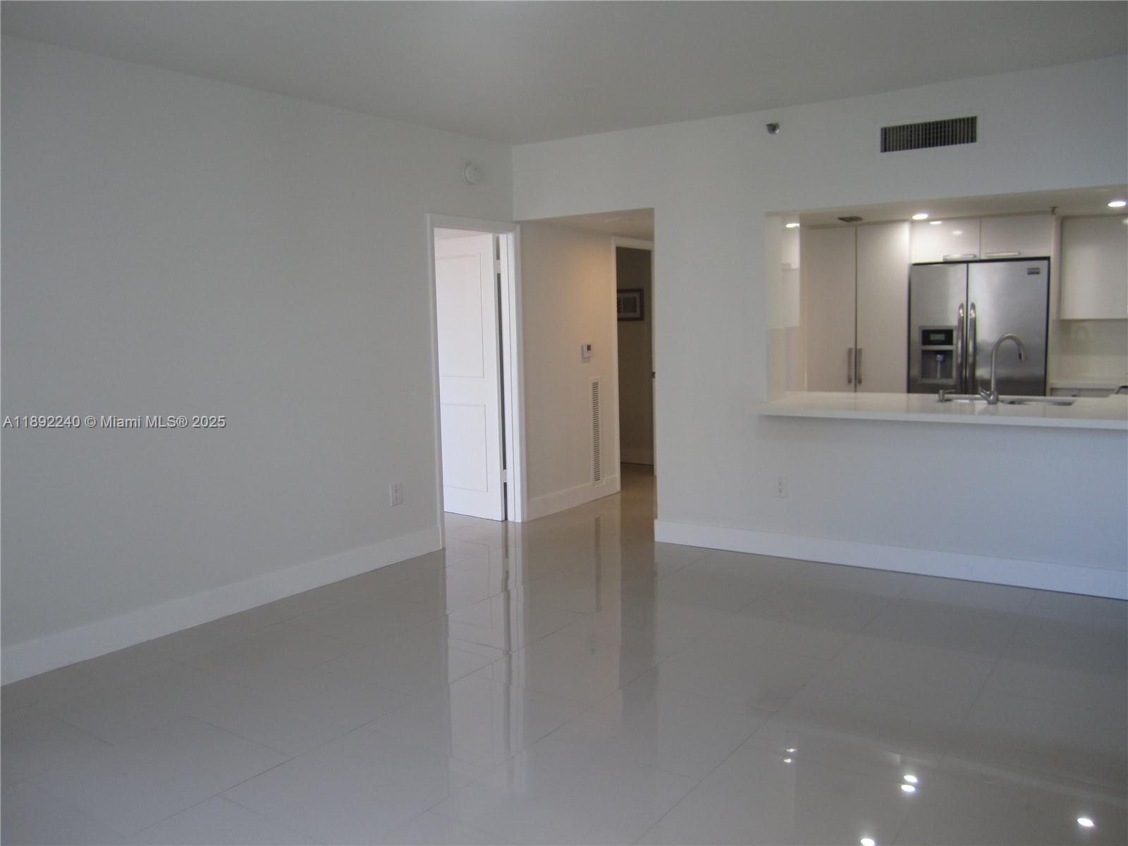 540 Brickell Key Dr #1602, Miami FL 33131
