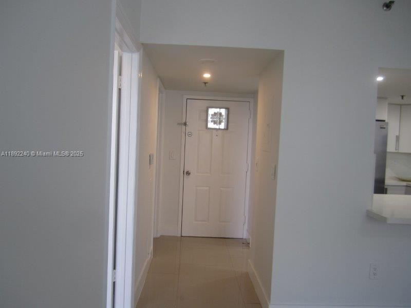 540 Brickell Key Dr #1602, Miami FL 33131