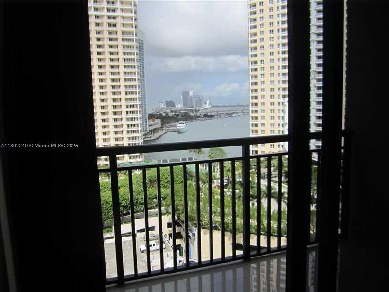 540 Brickell Key Dr #1602, Miami FL 33131