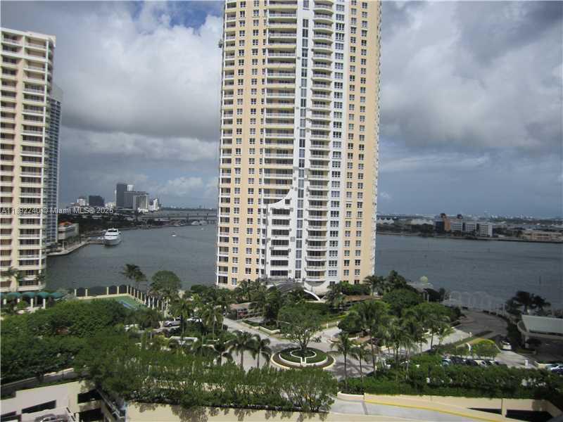 540 Brickell Key Dr #1602, Miami FL 33131