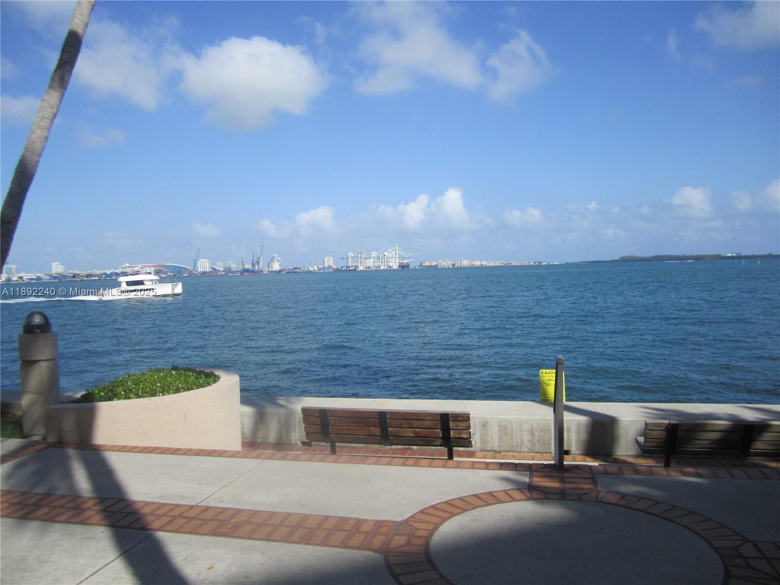 540 Brickell Key Dr #1602, Miami FL 33131