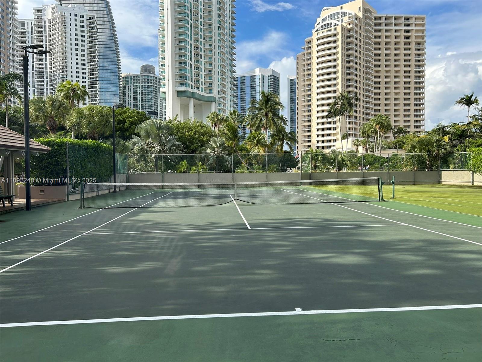 540 Brickell Key Dr #1602, Miami FL 33131