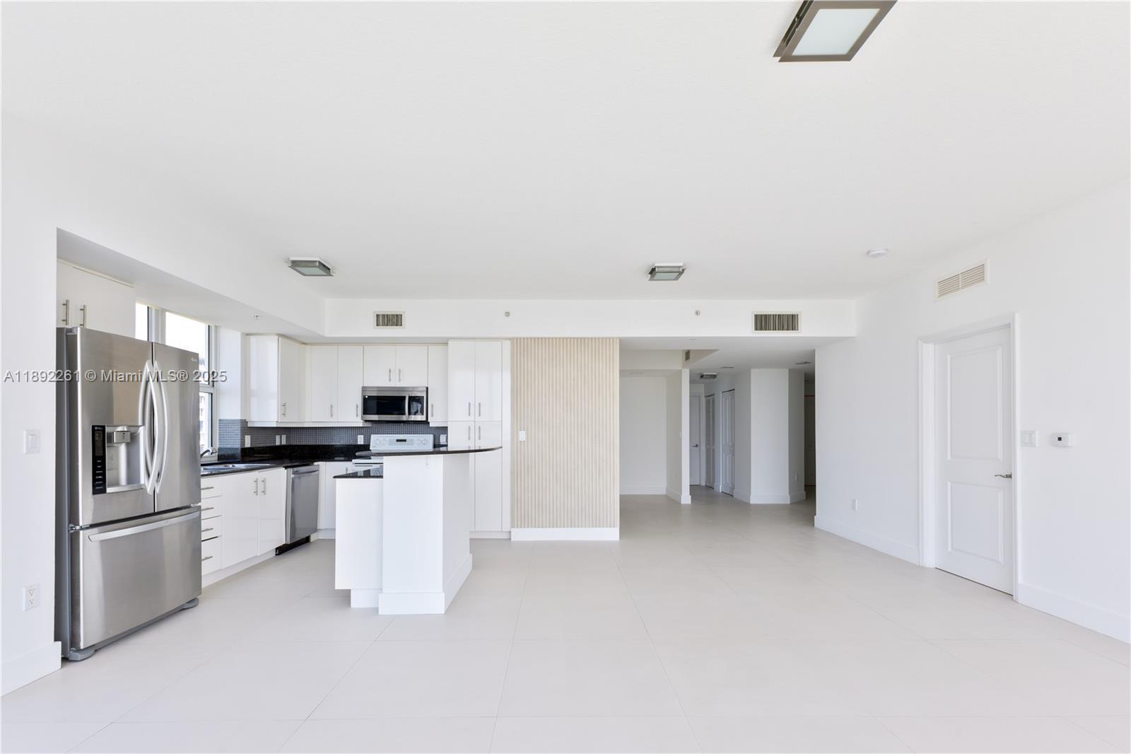 7900 Harbor Island Dr #926, North Bay Village FL 33141