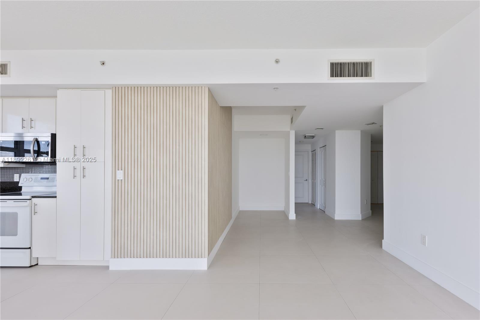 7900 Harbor Island Dr #926, North Bay Village FL 33141