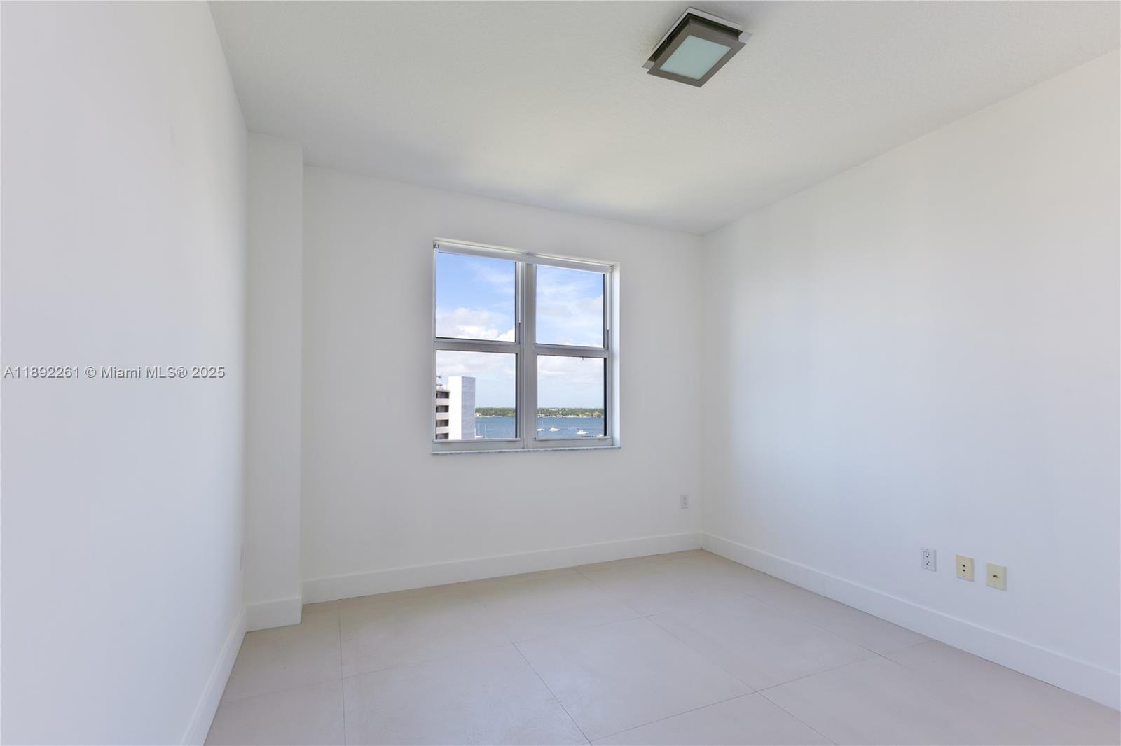 7900 Harbor Island Dr #926, North Bay Village FL 33141
