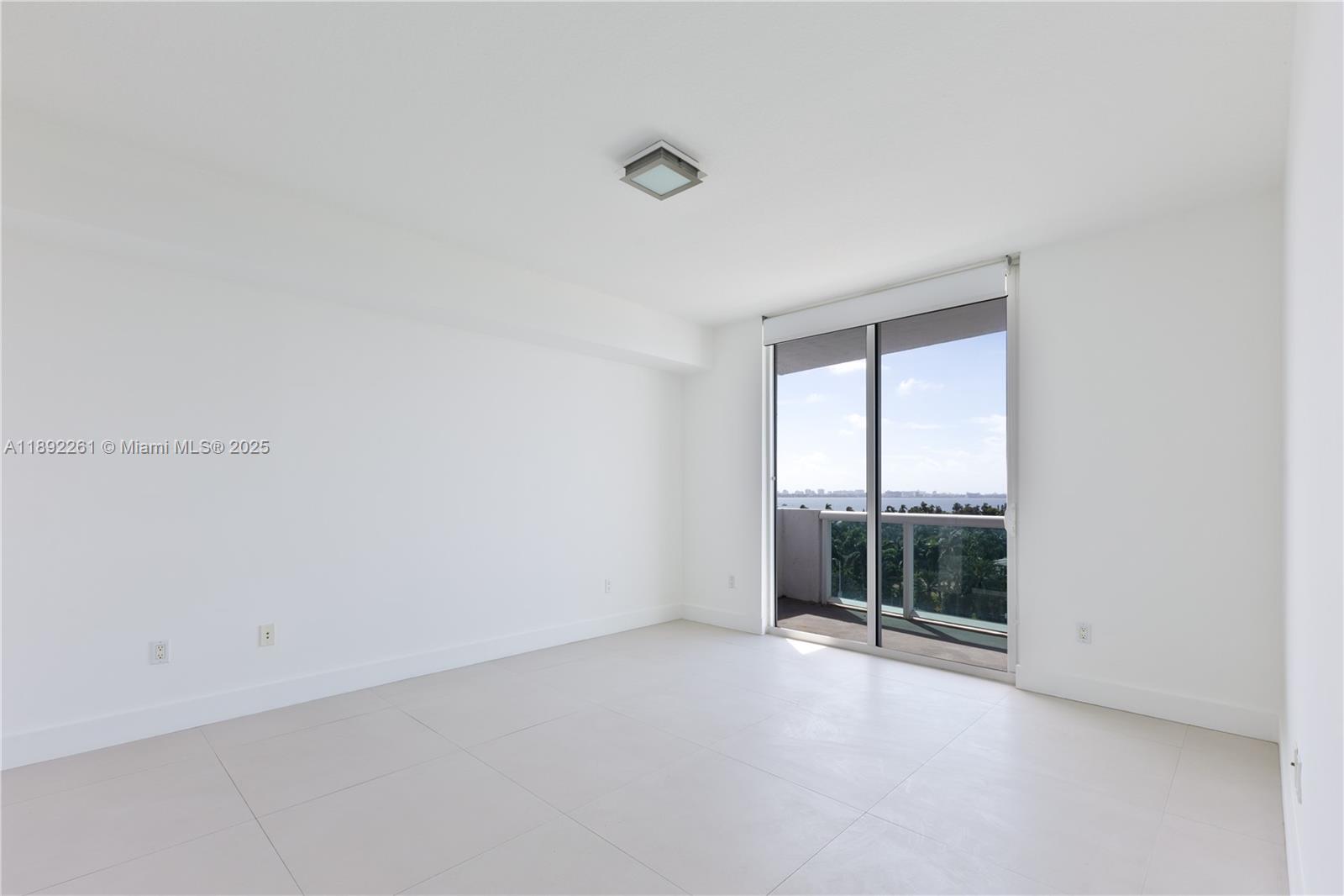 7900 Harbor Island Dr #926, North Bay Village FL 33141
