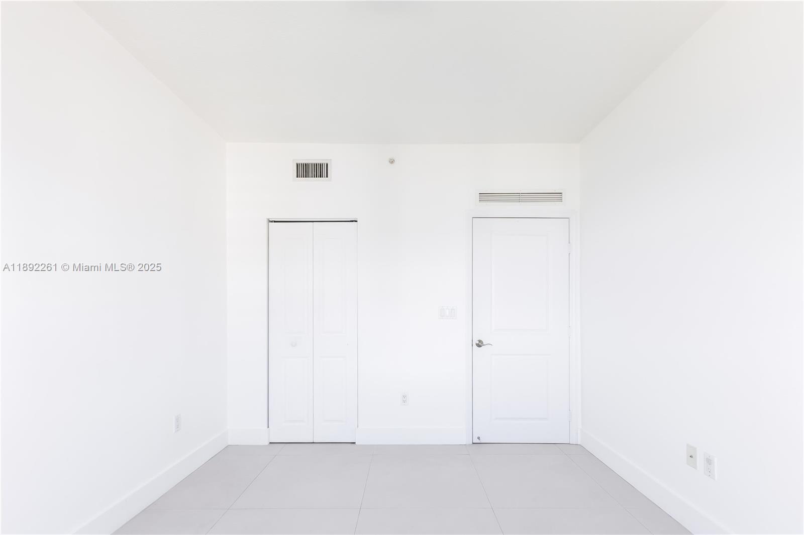 7900 Harbor Island Dr #926, North Bay Village FL 33141