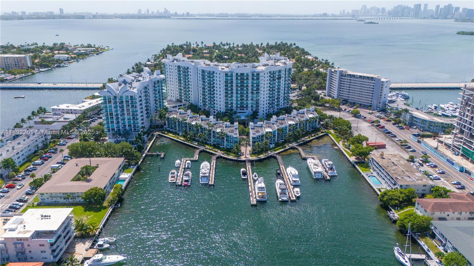 7900 Harbor Island Dr #926, North Bay Village FL 33141