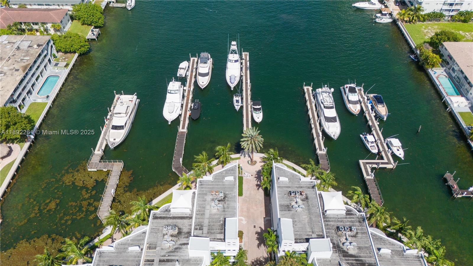 7900 Harbor Island Dr #926, North Bay Village FL 33141