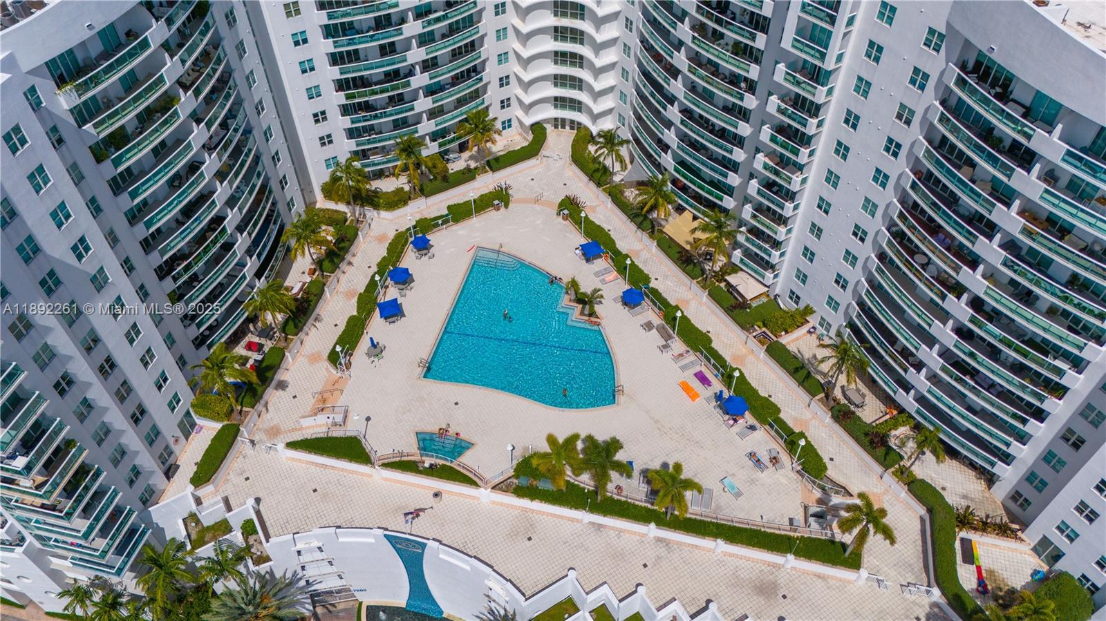 7900 Harbor Island Dr #926, North Bay Village FL 33141