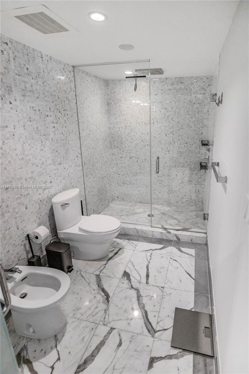 200 Biscayne Boulevard Way #3508, Miami FL 33131