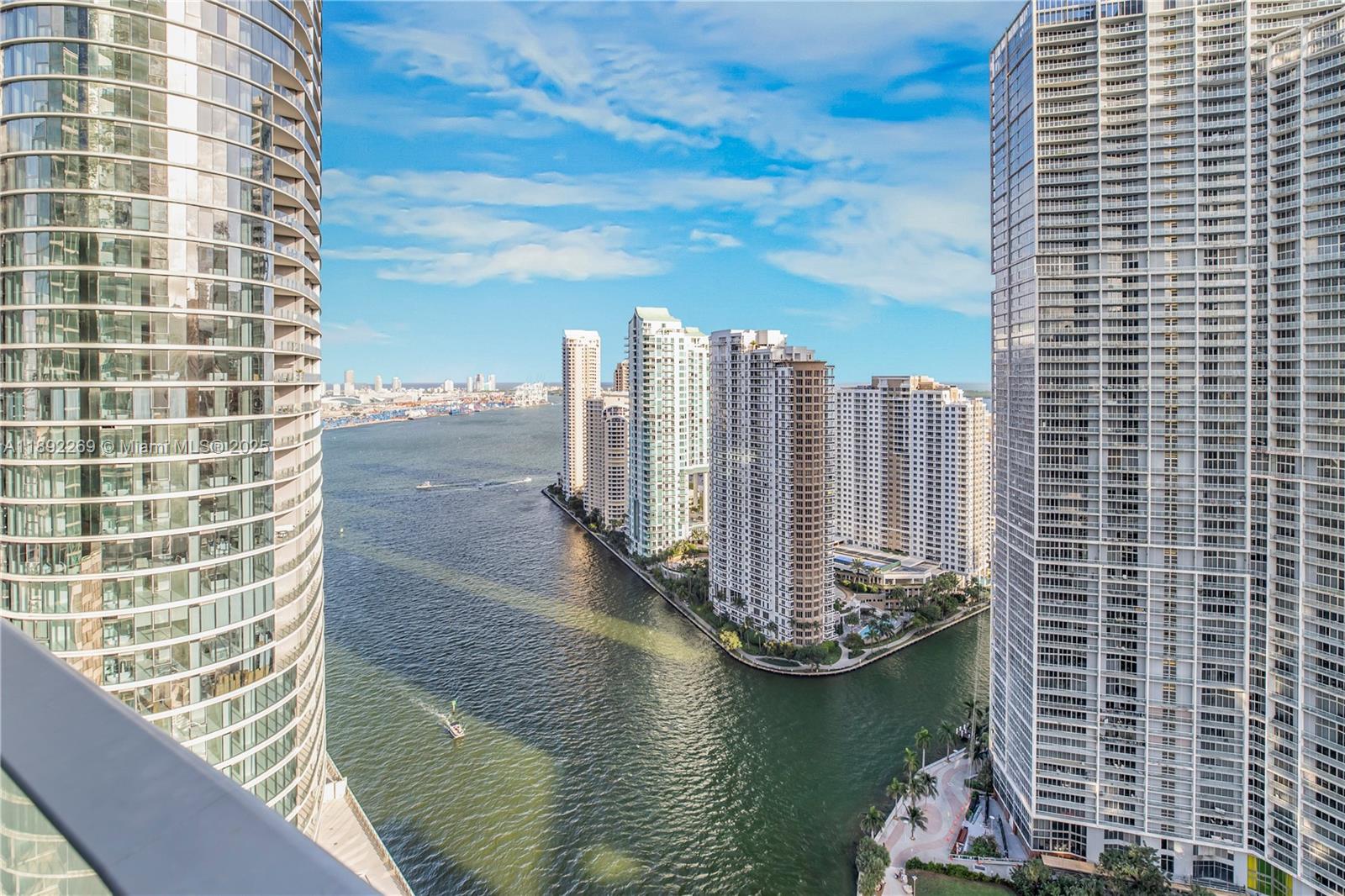 200 Biscayne Boulevard Way #3508, Miami FL 33131