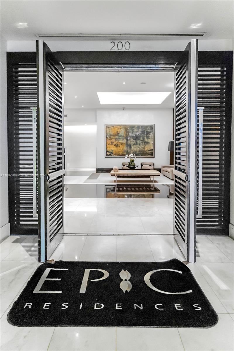 200 Biscayne Boulevard Way #3508, Miami FL 33131