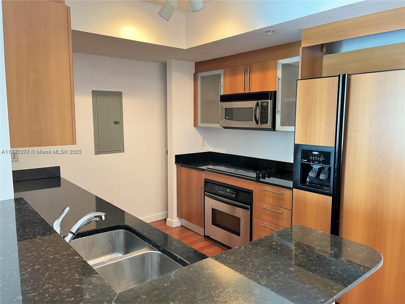 325 S Biscayne Blvd #2619, Miami FL 33131