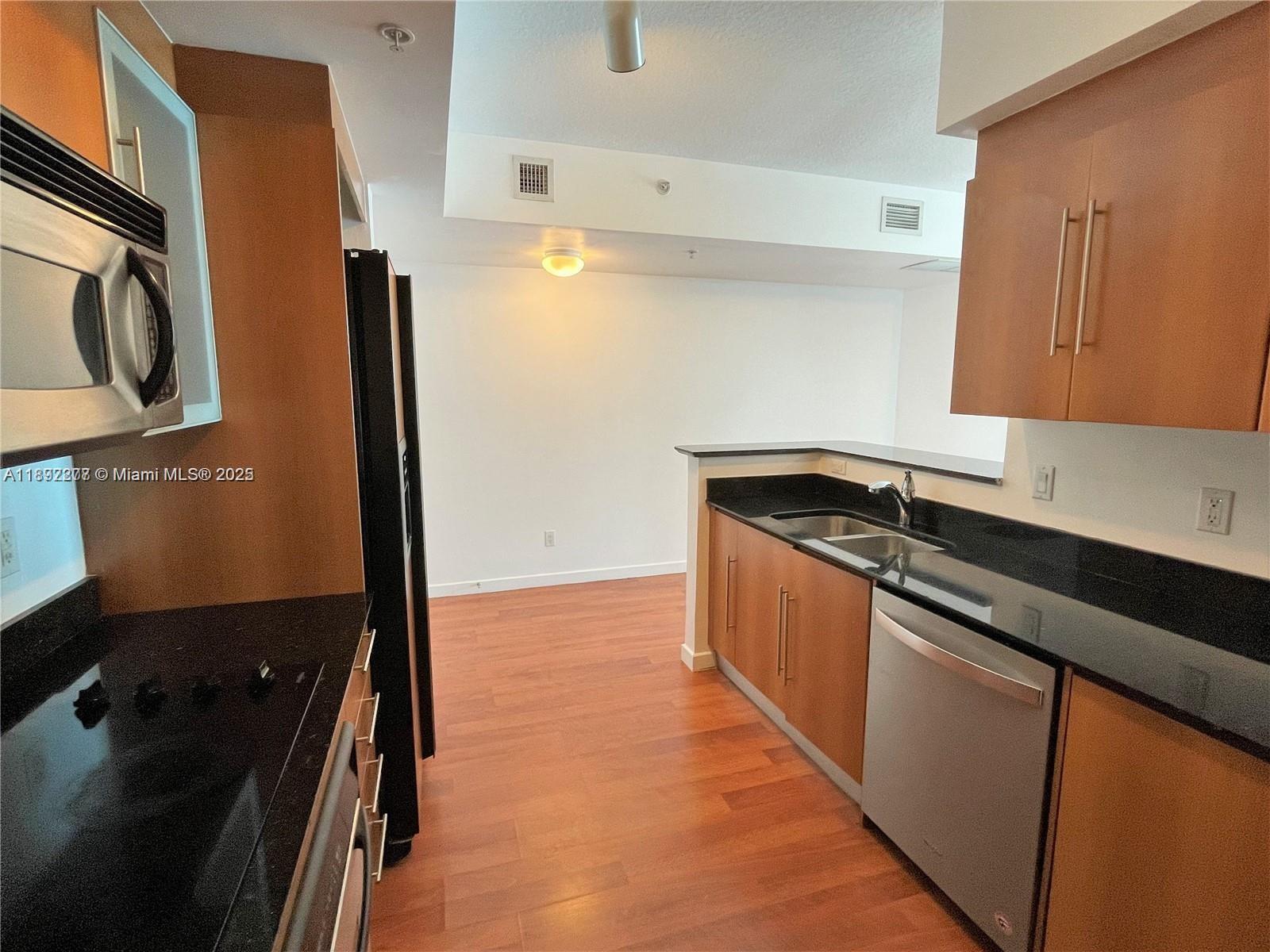 325 S Biscayne Blvd #2619, Miami FL 33131