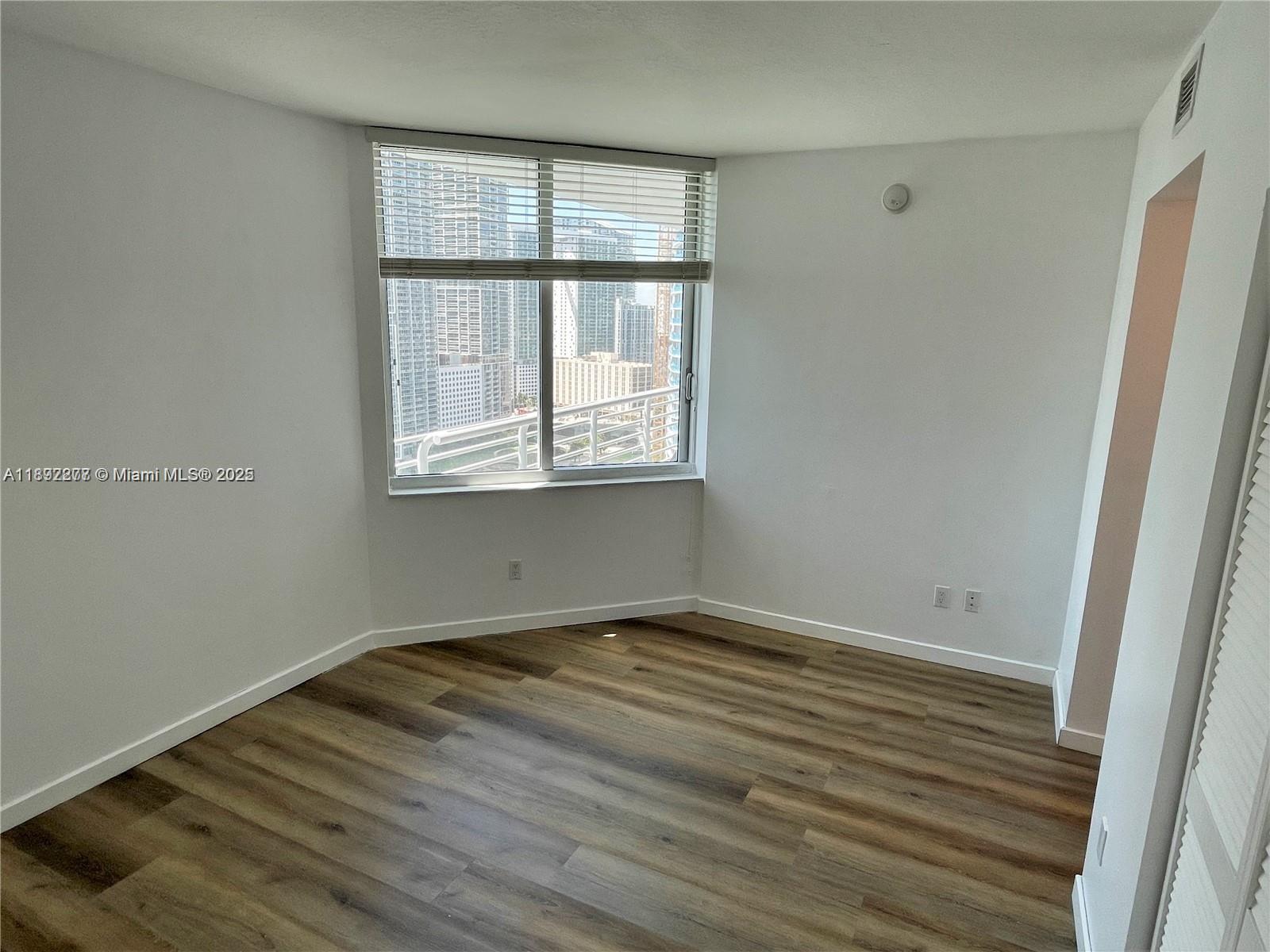 325 S Biscayne Blvd #2619, Miami FL 33131