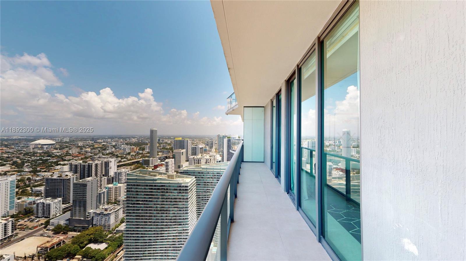 1300 S Miami Ave #PH5209, Miami FL 33130