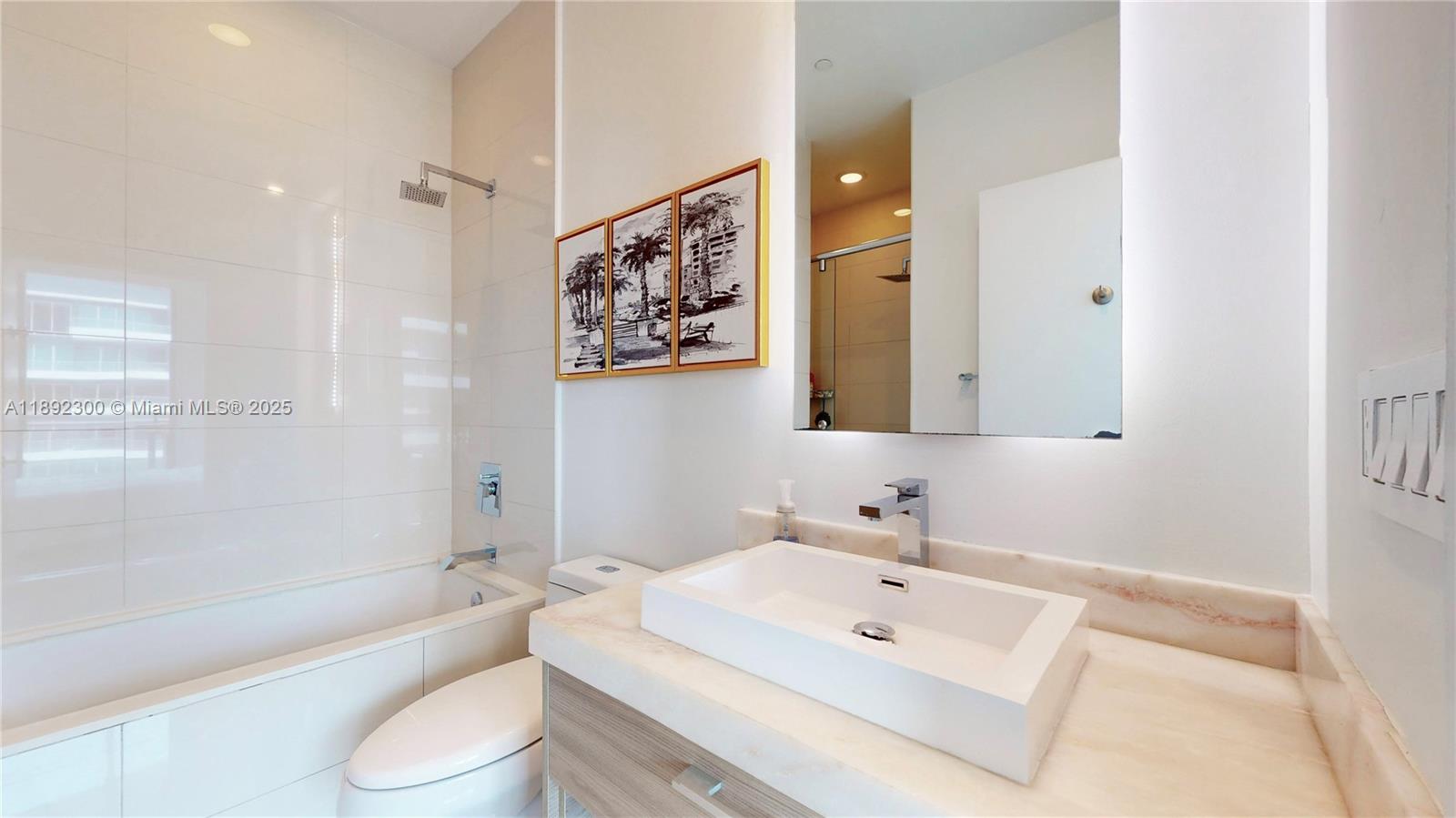 1300 S Miami Ave #PH5209, Miami FL 33130