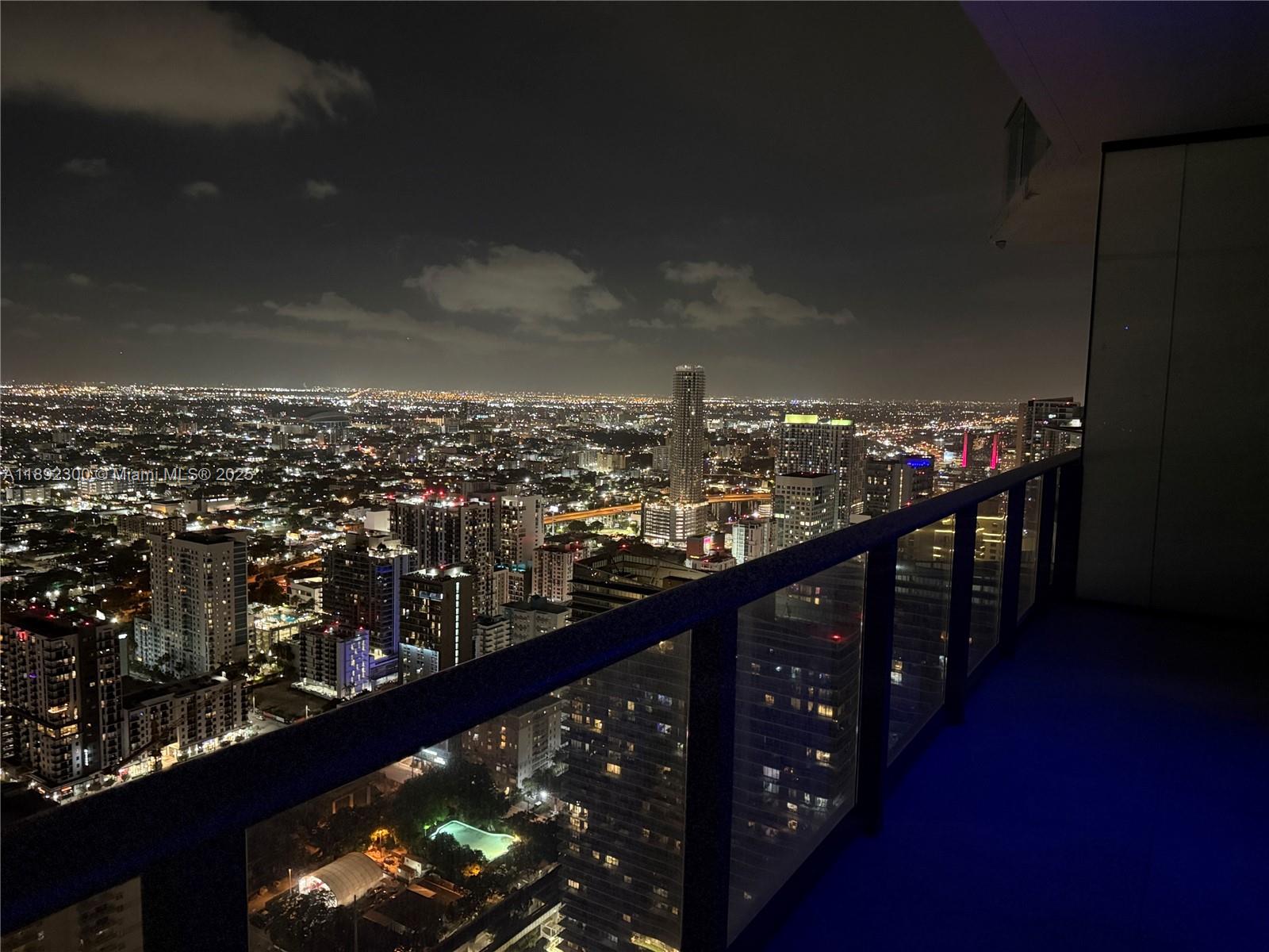 1300 S Miami Ave #PH5209, Miami FL 33130