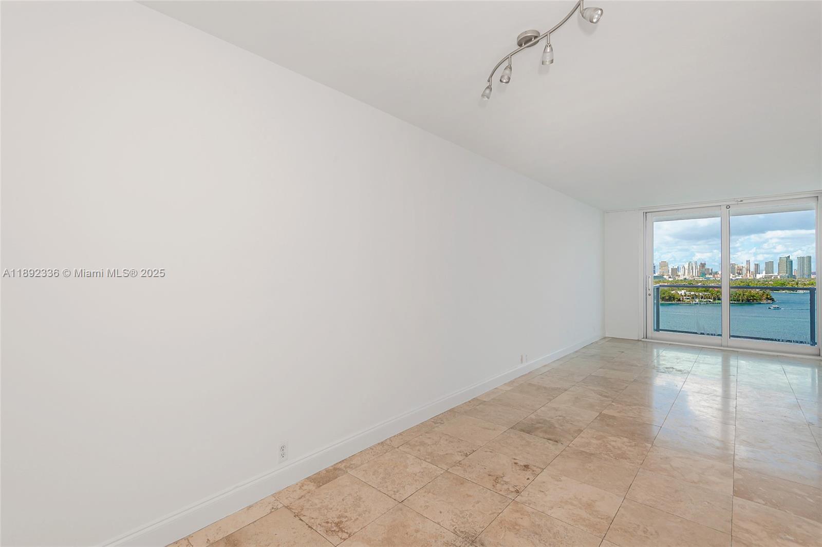 1000 West Ave #1517, Miami Beach FL 33139