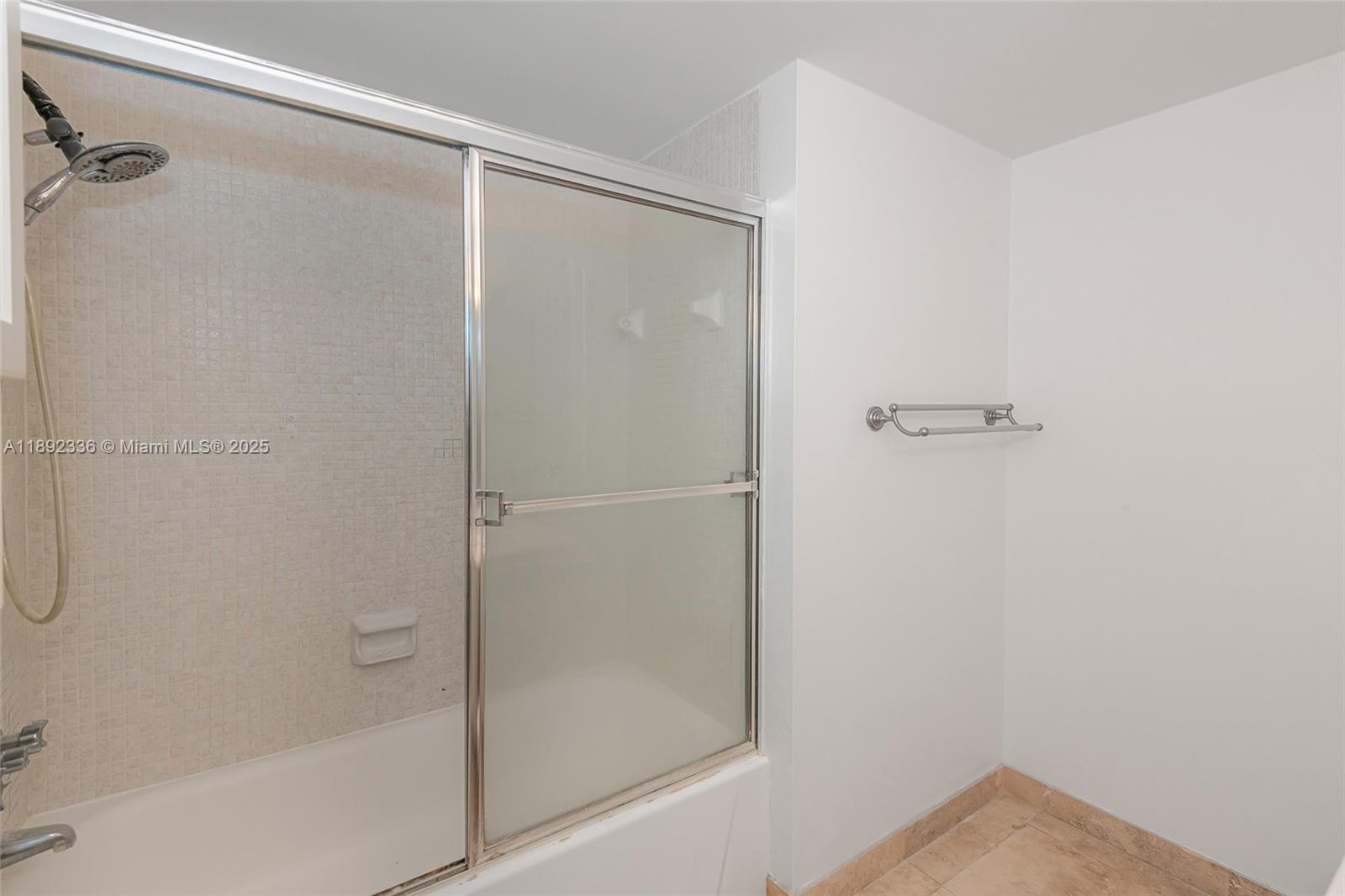 1000 West Ave #1517, Miami Beach FL 33139