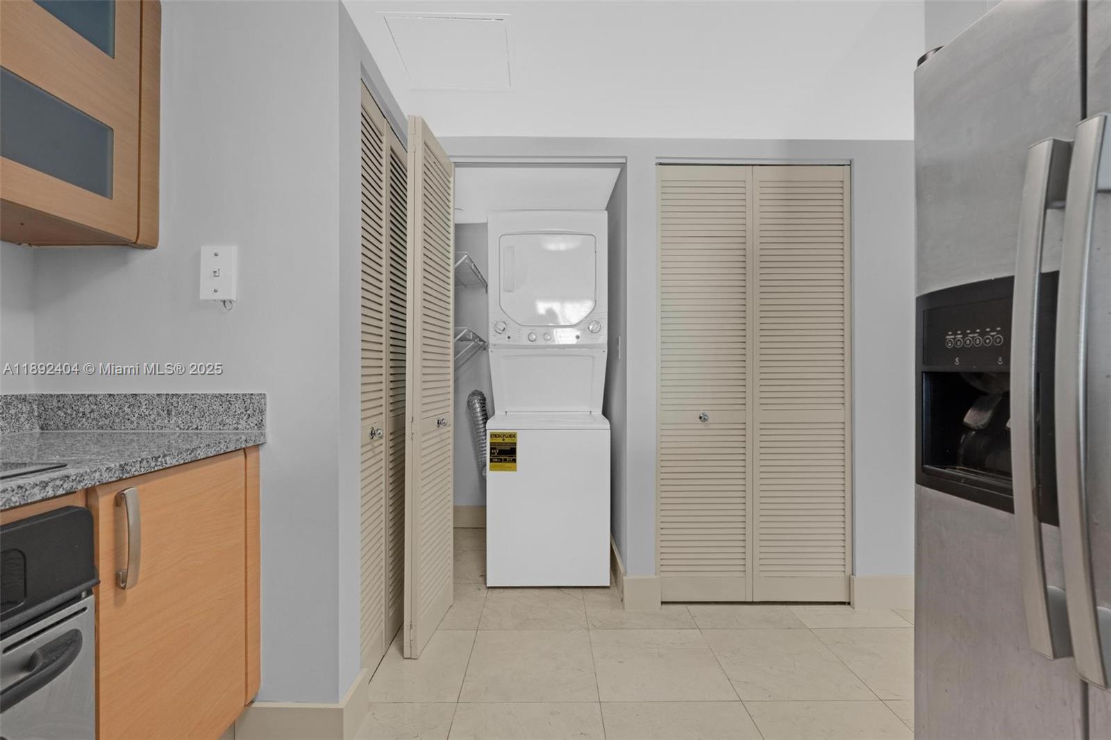 2101 Brickell Ave #1706, Miami FL 33129